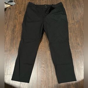 Old Navy Black Women's Slim Trousers